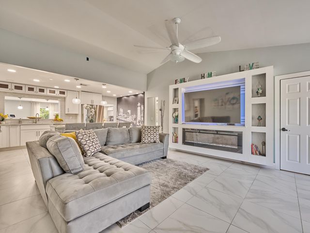 9020 SW 8th Street, Boca Raton, FL 33433