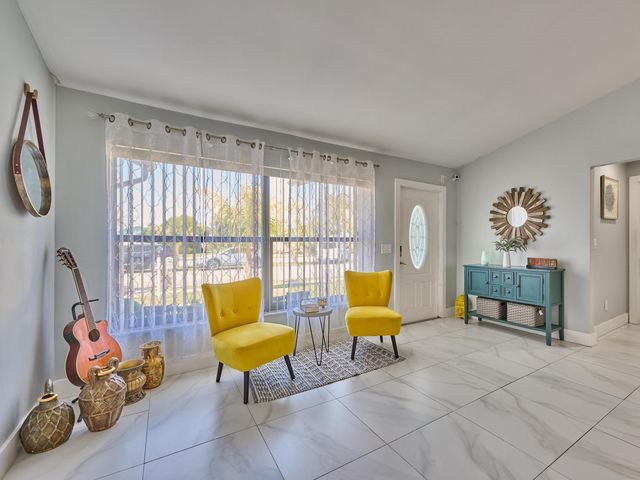 9020 SW 8th Street, Boca Raton, FL 33433