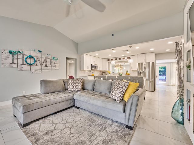 9020 SW 8th Street, Boca Raton, FL 33433