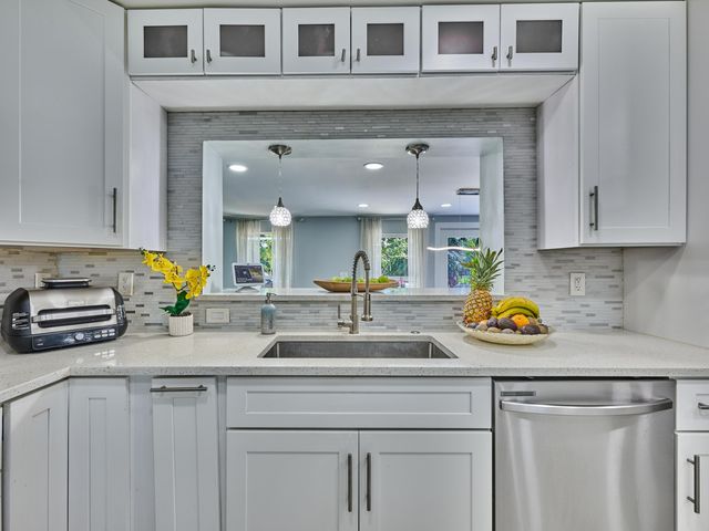 9020 SW 8th Street, Boca Raton, FL 33433