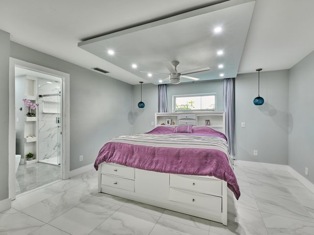 9020 SW 8th Street, Boca Raton, FL 33433