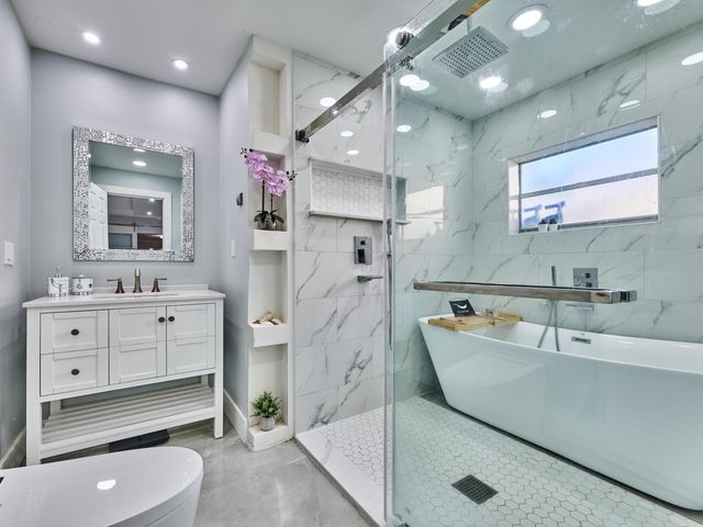 9020 SW 8th Street, Boca Raton, FL 33433