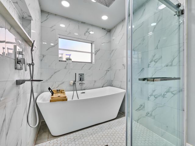 9020 SW 8th Street, Boca Raton, FL 33433