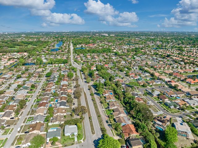 9020 SW 8th Street, Boca Raton, FL 33433