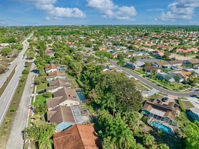 9020 SW 8th Street, Boca Raton, FL 33433