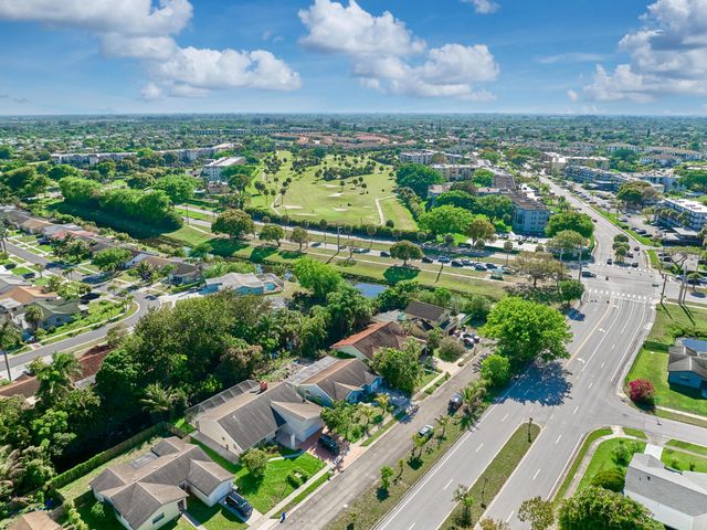 9020 SW 8th Street, Boca Raton, FL 33433