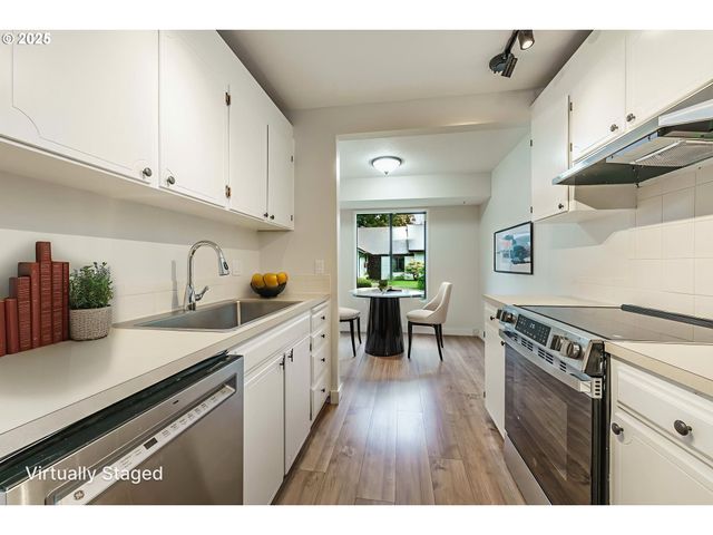 4248 Ne 125TH Pl, Portland, OR 97230