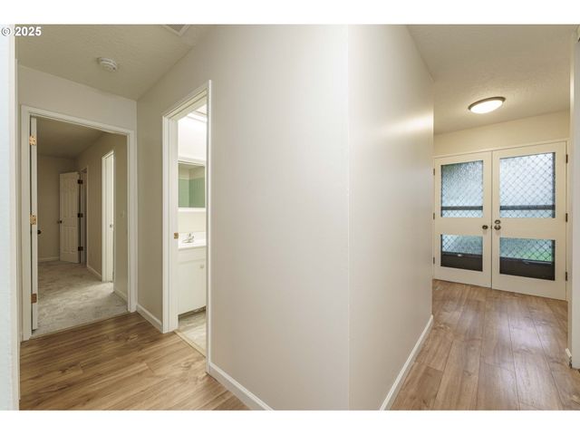 4248 Ne 125TH Pl, Portland, OR 97230