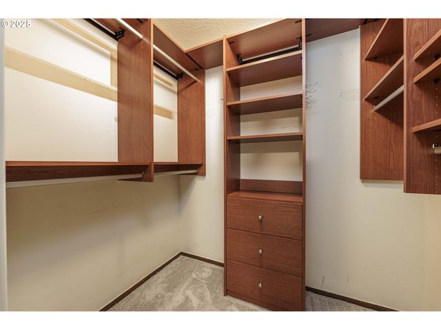 4248 Ne 125TH Pl, Portland, OR 97230