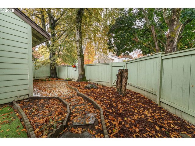 4248 Ne 125TH Pl, Portland, OR 97230