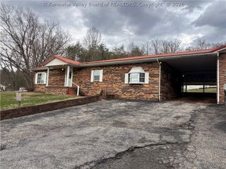 102 Mallory Lane, South Charleston, WV 25309