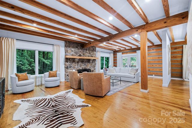 162 Highview Road, Cashiers, NC 28717