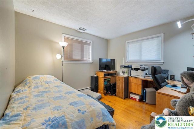 7512 South Main Street, Upper Saucon Twp, PA 18036