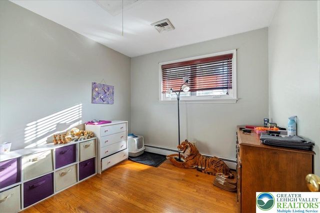 7512 South Main Street, Upper Saucon Twp, PA 18036