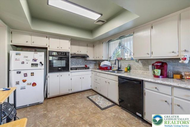 7512 South Main Street, Upper Saucon Twp, PA 18036