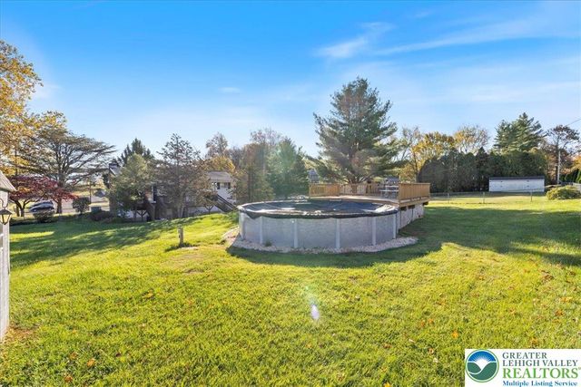 7512 South Main Street, Upper Saucon Twp, PA 18036