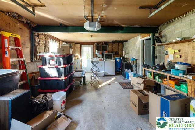 7512 South Main Street, Upper Saucon Twp, PA 18036