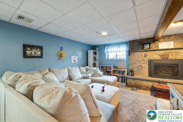 7512 South Main Street, Upper Saucon Twp, PA 18036