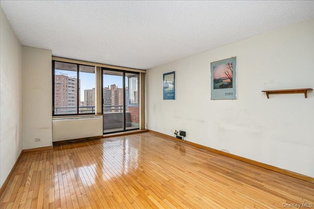 62-54 97th Place 9N, Rego Park, NY 11374
