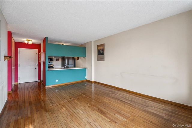 62-54 97th Place 9N, Rego Park, NY 11374