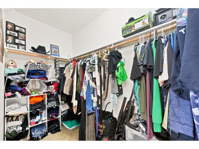1902 ADELMAN Loop, Eugene, OR 97402
