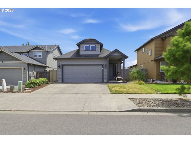 1902 ADELMAN Loop, Eugene, OR 97402