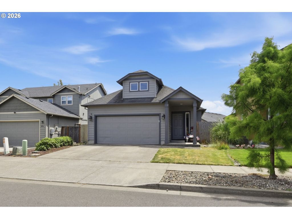 1902 ADELMAN Loop, Eugene, OR 97402