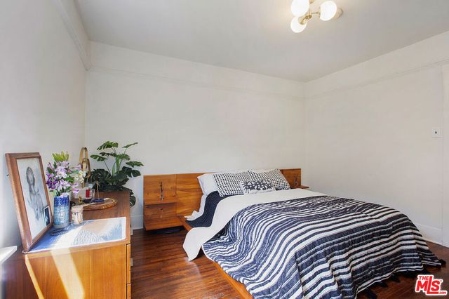 1421 N Alvarado Street, Los Angeles, CA 90026