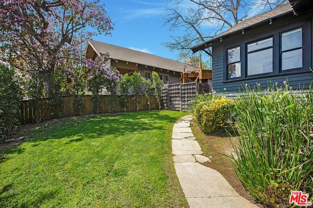 1421 N Alvarado Street, Los Angeles, CA 90026