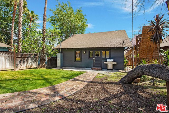 1421 N Alvarado Street, Los Angeles, CA 90026