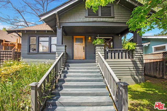 1421 N Alvarado Street, Los Angeles, CA 90026