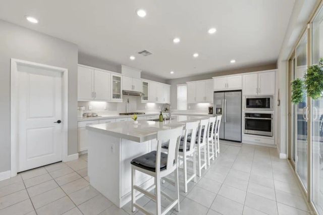921 Cayley Avenue, San Marcos, CA 92069
