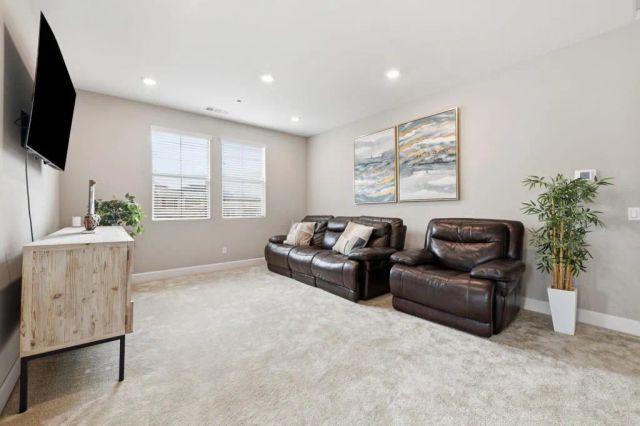 921 Cayley Avenue, San Marcos, CA 92069