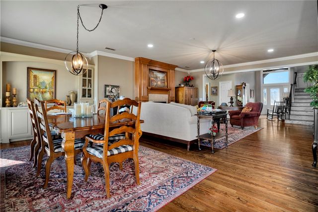 137 Woodcliff Road, Springdale, AR 72764