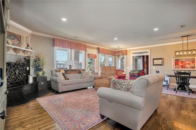 137 Woodcliff Road, Springdale, AR 72764