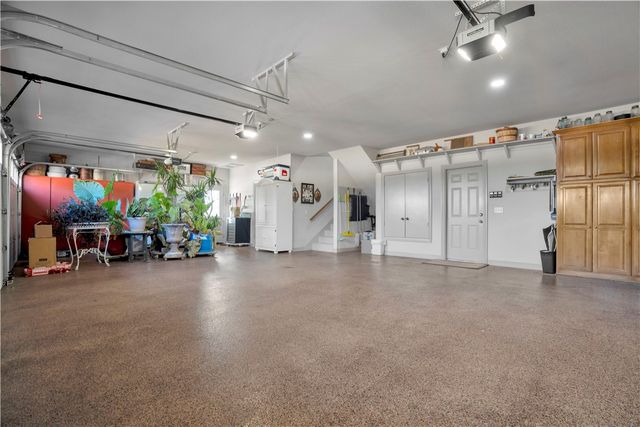 137 Woodcliff Road, Springdale, AR 72764