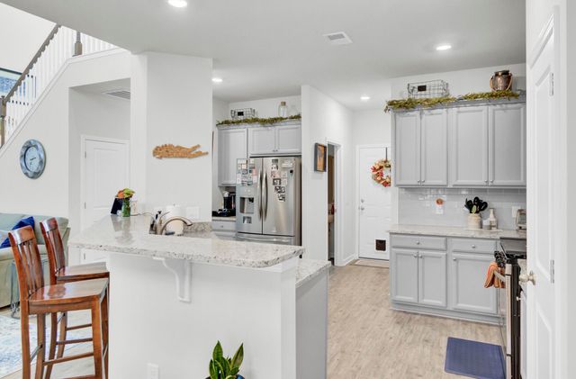 200 Firewheel Court, Summerville, SC 29486