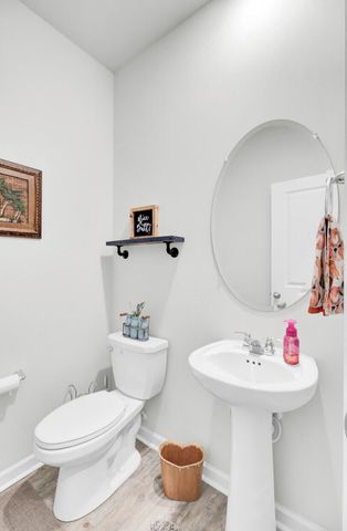 200 Firewheel Court, Summerville, SC 29486