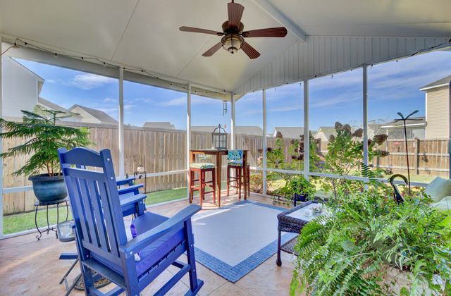 200 Firewheel Court, Summerville, SC 29486