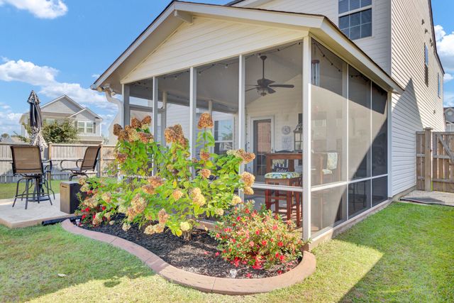 200 Firewheel Court, Summerville, SC 29486