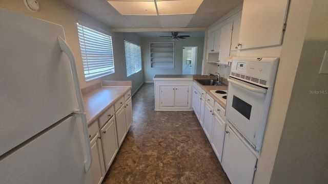 4300 72ND AVENUE N, Pinellas Park, FL 33781