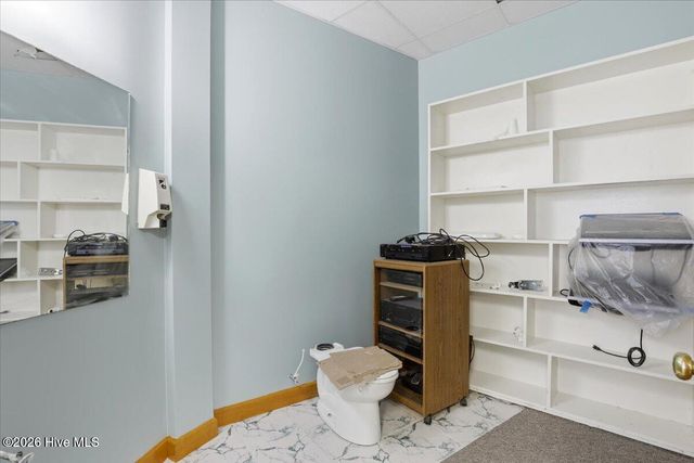 107 E Vernon Avenue, Kinston, NC 28501