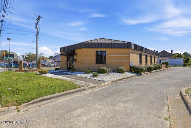 107 E Vernon Avenue, Kinston, NC 28501