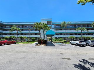 4725 Lucerne Lakes Boulevard E 413, Lake Worth, FL 33467