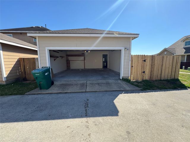 21719 S Mossy Field Lane, Spring, TX 77388