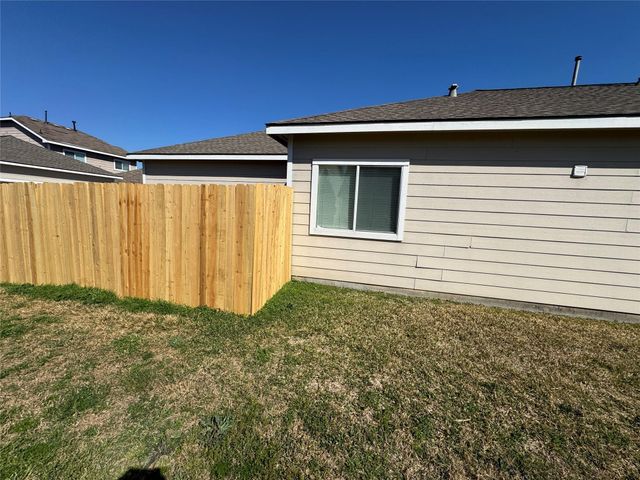 21719 S Mossy Field Lane, Spring, TX 77388