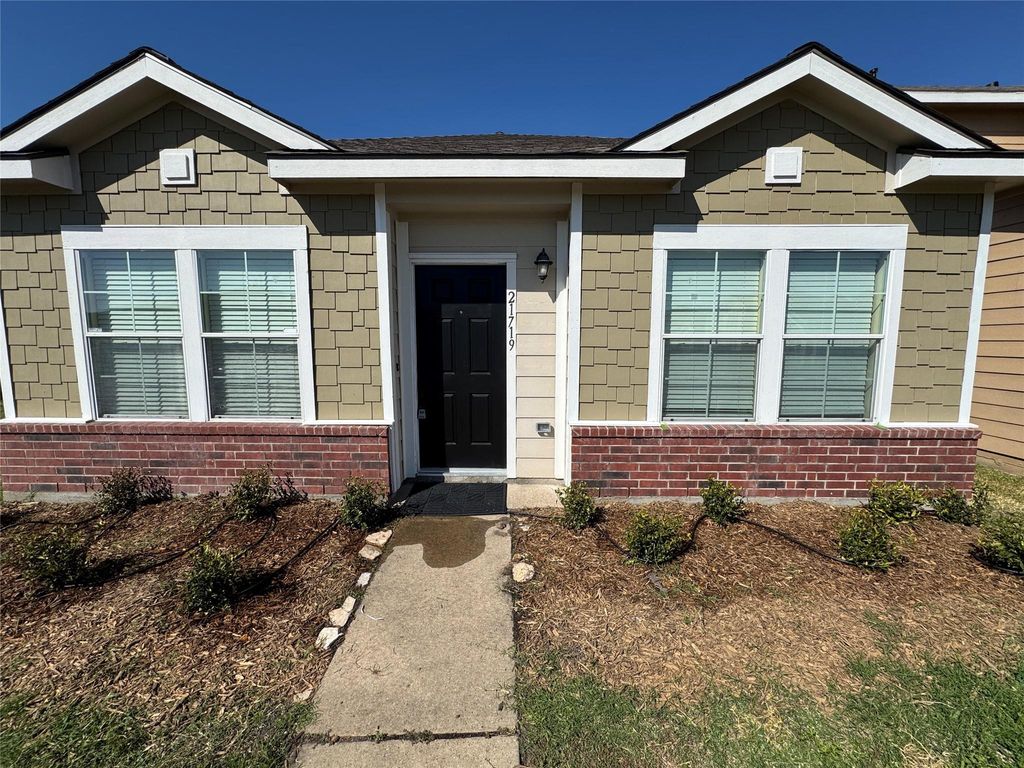 21719 S Mossy Field Lane, Spring, TX 77388