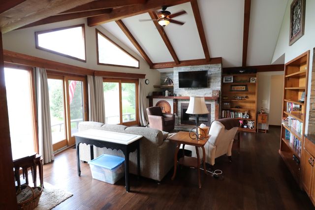 203 Baden Place, Fremont, MI 49412