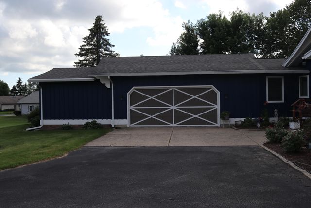 203 Baden Place, Fremont, MI 49412