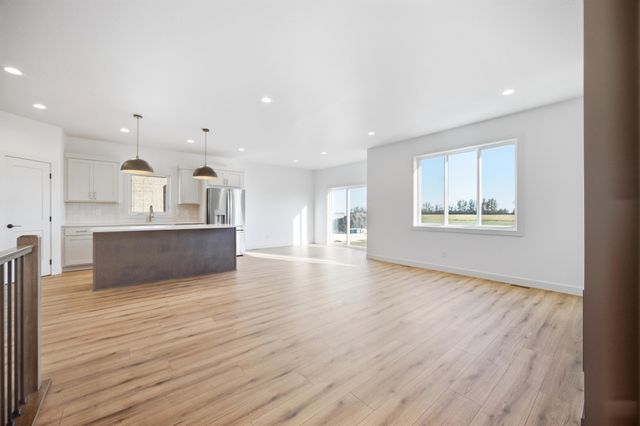4321 21st Avenue S, Moorhead, MN 56560